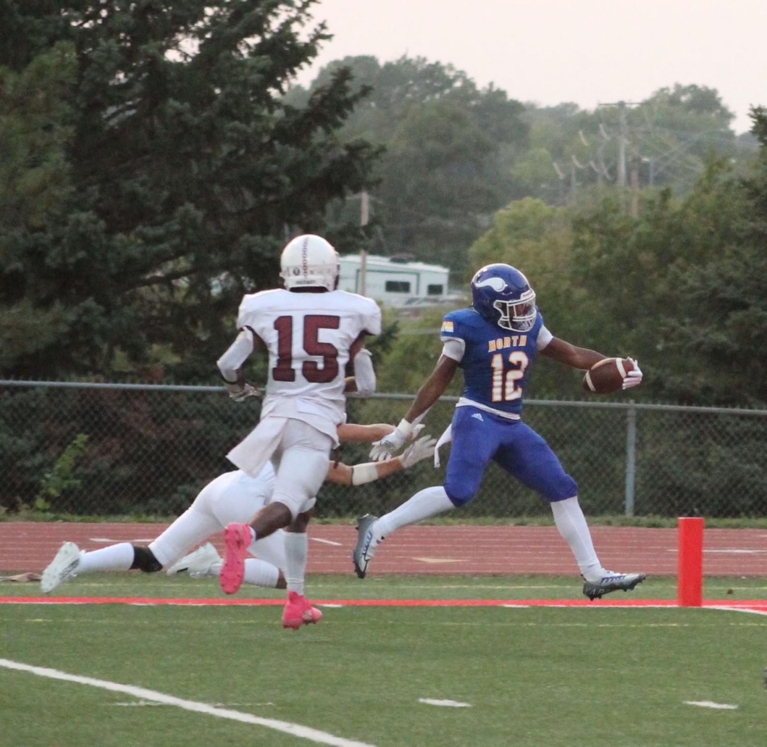 Te’Shaun Porter, 12, escapes a tckle as he runs with the ball. On September 8, 2022 the North Vikings played at Northwest high schoool against the Columbus Discoverers. The Vikings won the game with a score of 48 to 13.
PHOTO BY MA’KIYAH GAY